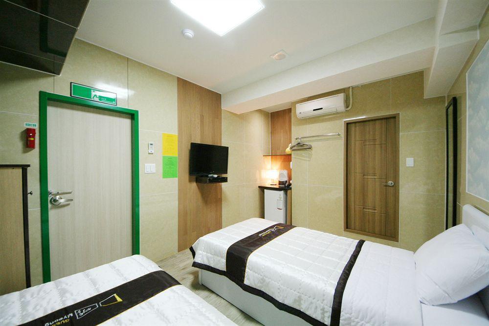 Guesthouse Myeongdong 2 سيول المظهر الخارجي الصورة