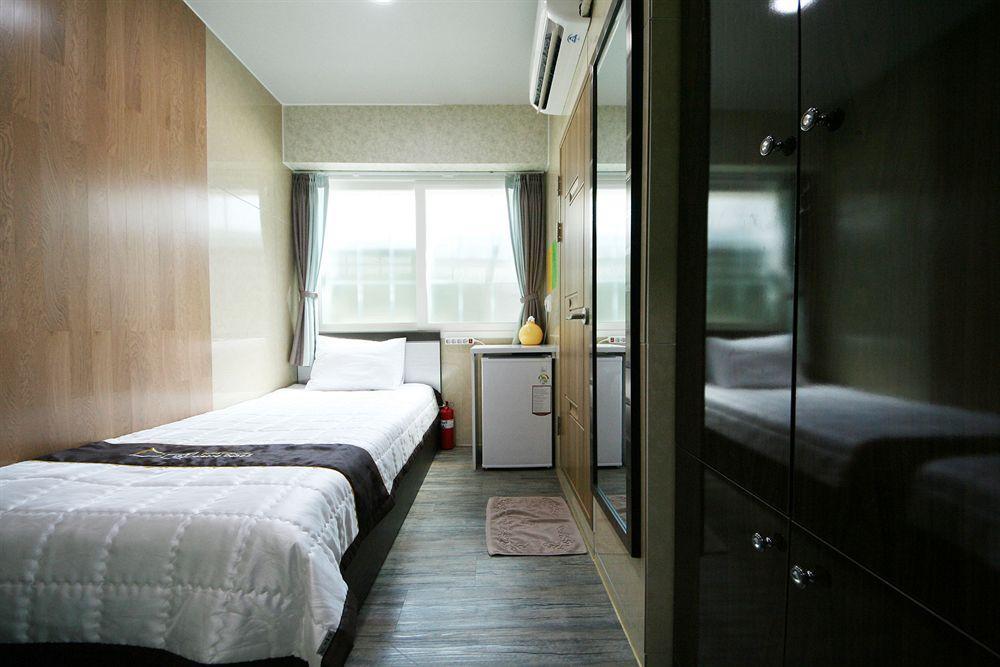 Guesthouse Myeongdong 2 سيول المظهر الخارجي الصورة