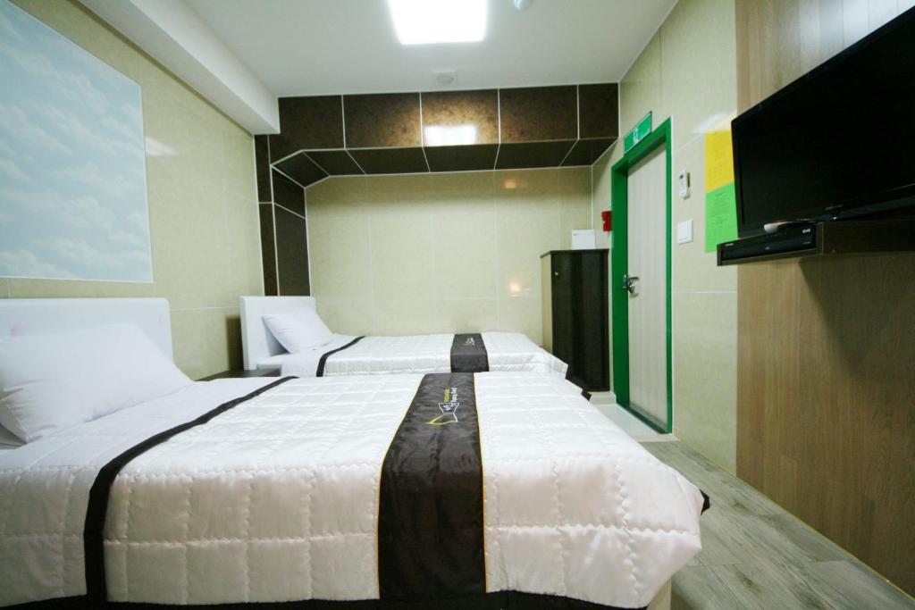 Guesthouse Myeongdong 2 سيول الغرفة الصورة