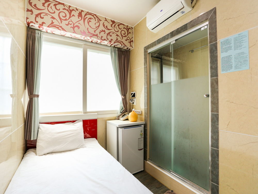 Guesthouse Myeongdong 2 سيول المظهر الخارجي الصورة