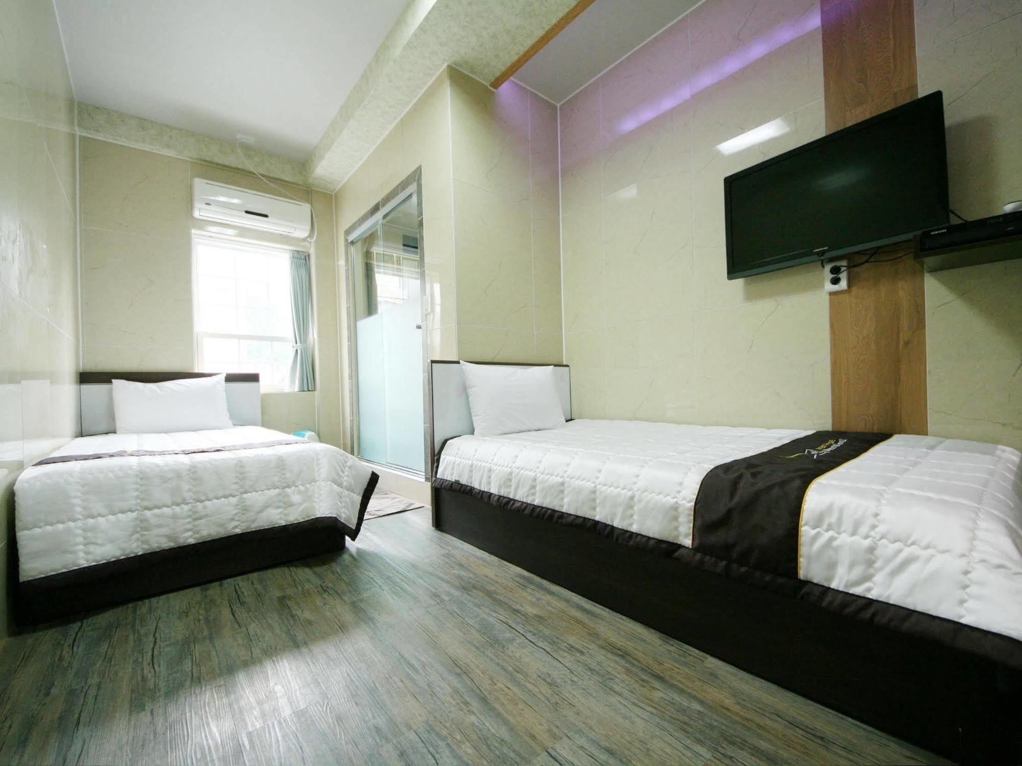 Guesthouse Myeongdong 2 سيول المظهر الخارجي الصورة