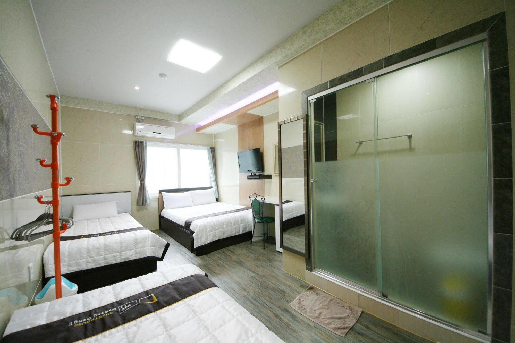 Guesthouse Myeongdong 2 سيول المظهر الخارجي الصورة